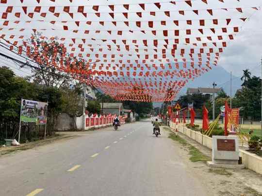Bán đất nghỉ dưỡng cạnh sân bóng và trường cấp 1 Tản Lĩnh, Ba Vì