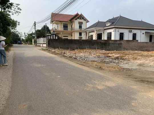 Bán đất kinh doanh trục đường nhựa Yên Khoái - Quảng Oai - Hà Nội. DT 129m2, giá hơn 1 tỷ
