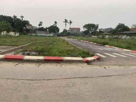 Bán đất trục chính kinh doanh Tiên Phong, Ba Vì, Hà Nội. DT 100m2, giá 1.7 tỷ. 0963 699 ***