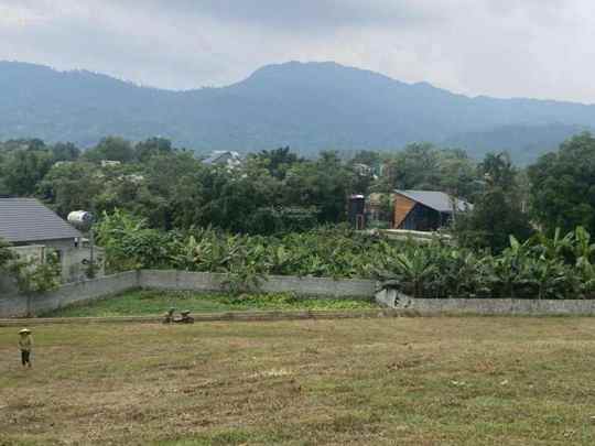Cần bán gấp lô đất view thoáng thích hợp làm homestay sát KDL Khoang Xanh Suối Tiên, DT 2440m2