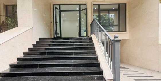 Cho thuê văn phòng 240 m² tại Hồ Chí Minh