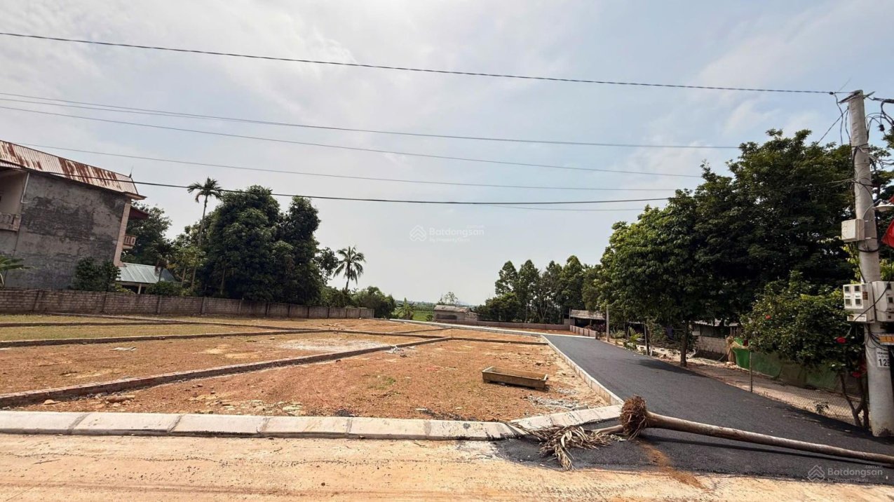 Chính chủ bán lô đất đẹp thôn Gò Sống, Tản Lĩnh Suối Hai Ba Vì 150m2 full đất ở 1,1 tỷ